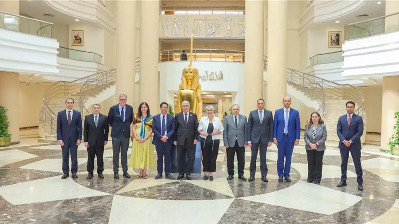 النائب العام يبحث مع وفد البرلمان الأوروبي ملفات حقوق الإنسان وتعزيز التعاون المشترك