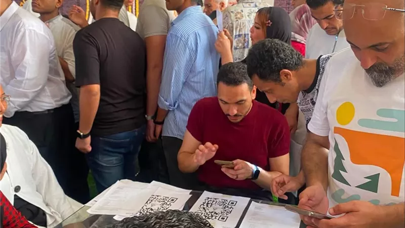 8 آلاف فرصة عمل للشباب.. محافظ الإسكندرية يفتتح ملتقى «انزل اشتغل» بمشاركة 74 شركة ومصنعًا