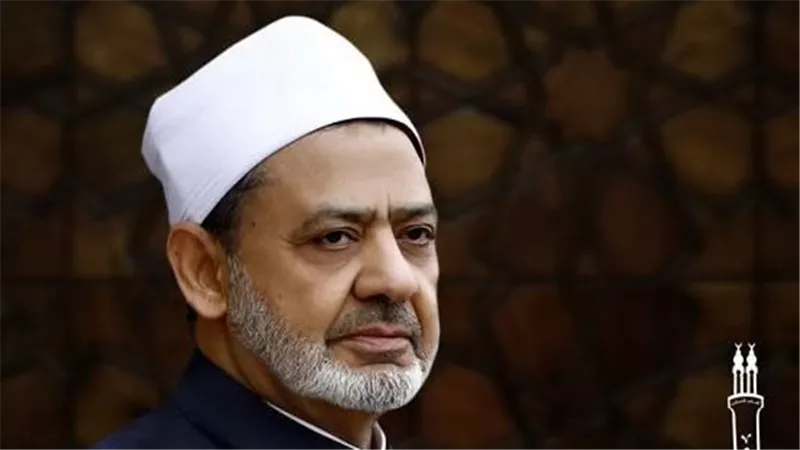 شيخ الأزهر يكرم أوائل الثانوية الأزهرية هاتفيًا: العلم والأخلاق مفتاح نهضة الأوطان