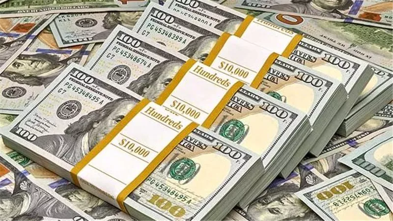 يلامس الـ51 جنيها.. ارتفاع كبير بسعر الدولار اليوم الإثنين نتيجة عودة الضربات