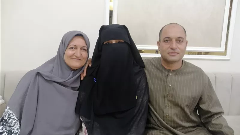 القرآن كان رفيق الرحلة.. منار وهدان تحصد المركز السابع على الجمهورية بالأزهر 