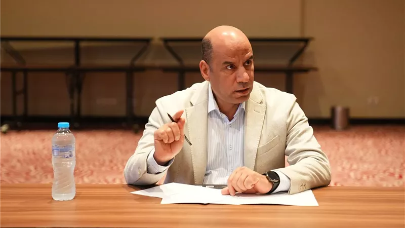 رسائل حاسمة من وزير العمل للعاملين بالبحر الأحمر.. تطوير الأداء الميداني أولوية