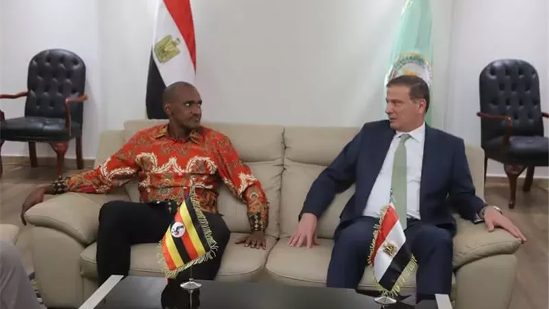 وزير الزراعة يستقبل نظيره الأوغندي لبحث سبل تعزيز الشراكة الاستراتيجية بين البلدين