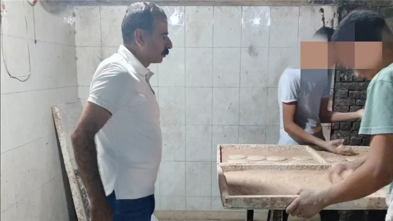 بالصور.. ضبط 5 أطنان دقيق مدعم قبل بيعها في السوق السوداء بالإسماعيلية