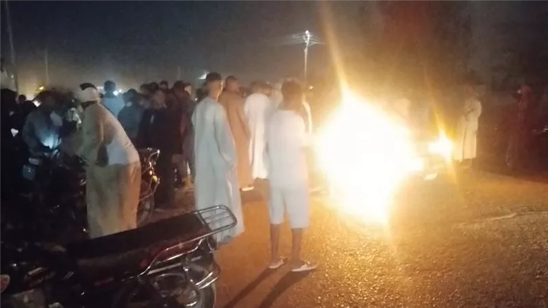 حالتهم خطيرة.. إصابة 3 أشخاص إثر وقوع حادث سير مروع في قنا