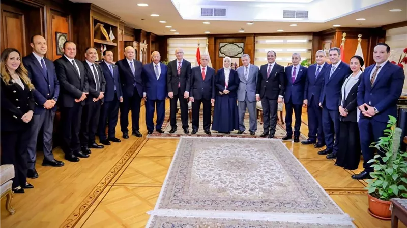 رئيس محكمة النقض يهنئ المستشارة هدى أحمد عيسى لتوليها رئاسة هيئة النيابة الإدارية