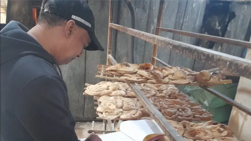 تموين الإسماعيلية يضبط مخبزًا تصرف في 2 طن دقيق مدعم بالسوق السوداء 