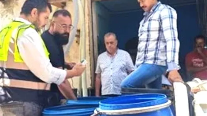 ضبط ألبان فاسدة بالفيوم.. حملات رقابية تكشف 2 طن غير صالحة للاستهلاك الآدمي