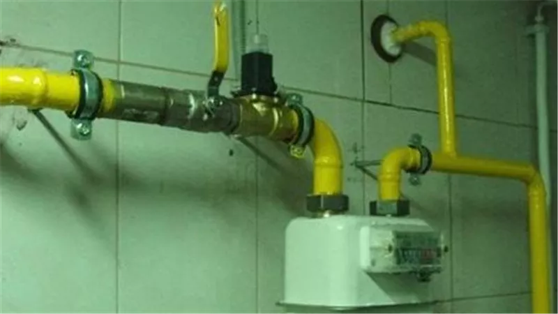 نهاية عصر أنابيب البوتاجاز.. الحكومة تستهدف توصيل الغاز الطبيعي إلى 75% من قرى مصر
