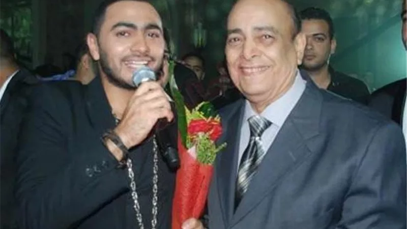محمد رمضان وتامر عاشور.. رسائل نعى من نجوم الفن لوالد تامر حسني