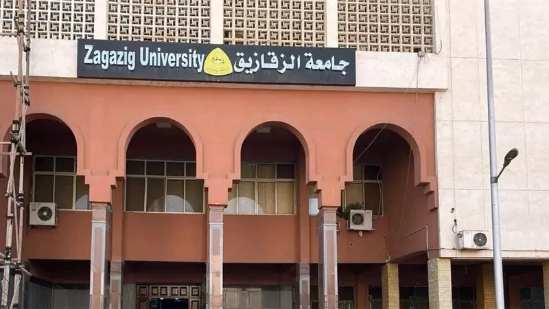 رئيس جامعة الزقازيق يُصدر حركة تعيينات وتكليفات جديدة لوكلاء الكليات لدعم التطوير الأكاديمي والإداري