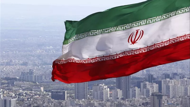 طهران تعلن موقفها: لا مفاوضات مع أمريكا ومباحثاتنا مع سلطنة عمان تقتصر على مضيق هرمز
