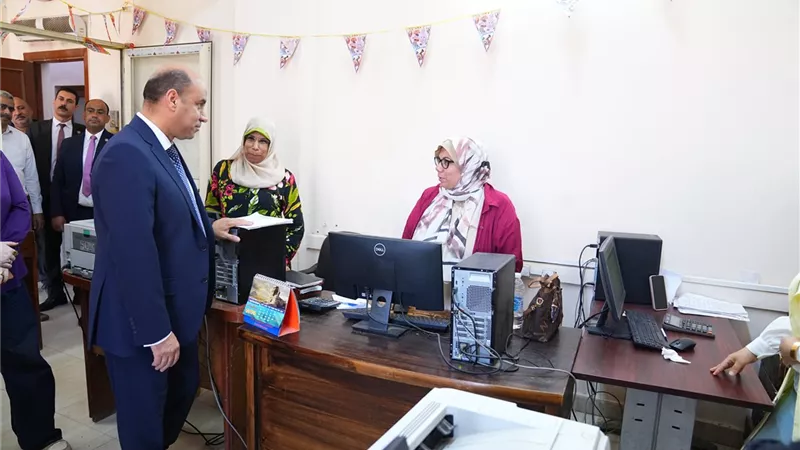 وزير العمل يفاجئ مديرية القاهرة ويشدد: رضا المواطن معيار نجاح الخدمات الحكومية
