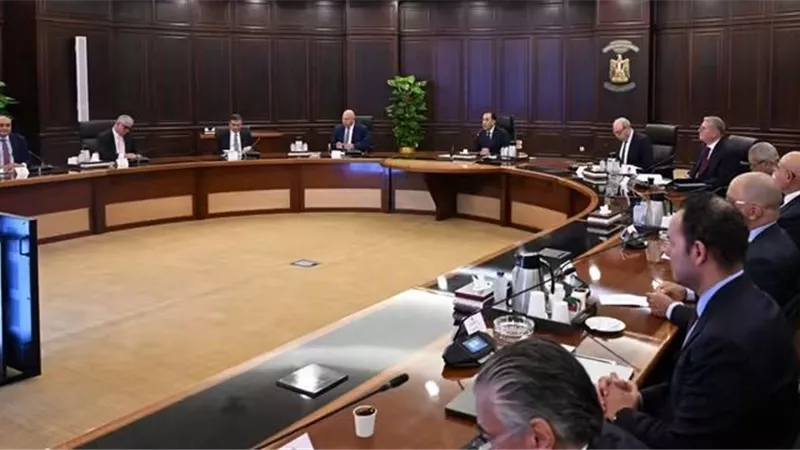 باستثمارات تتجاوز 10 مليارات دولار.. مدبولي يستعرض فرص التعاون والمشروعات المطروحة مع الصين