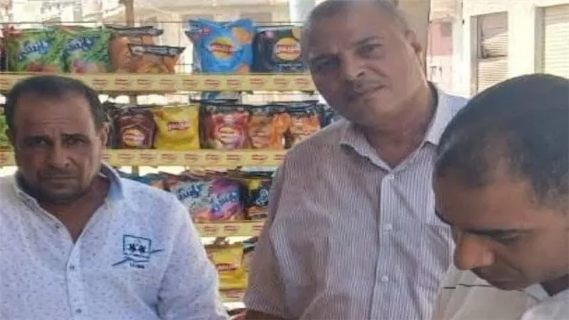 ضبط 3000 عبوة عصير مجهولة المصدر ومخالفات بالمخابز والمحال في البحيرة