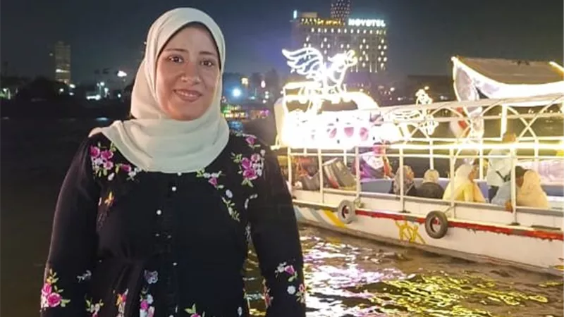 حزن يخيم على أبجيج.. تشييع جثمان سيدة سقطت ضحية رصاصة طائشة خلال مشاجرة