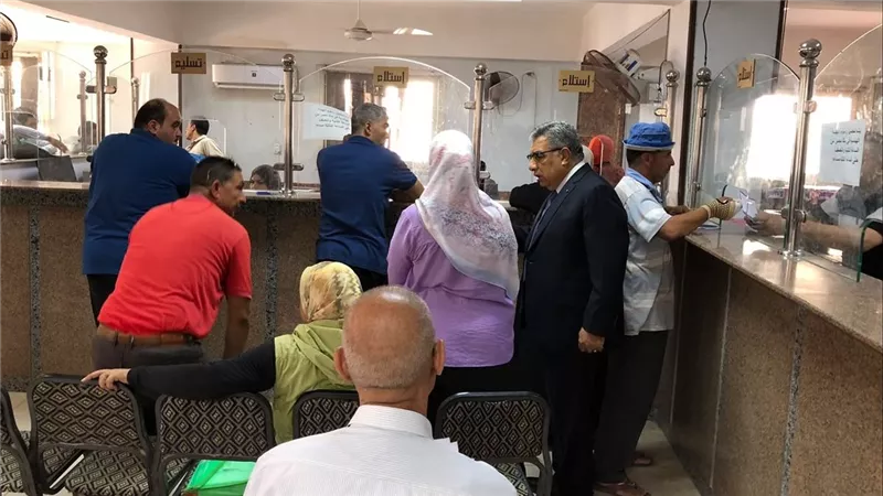 بالصور.. محافظ الدقهلية يواصل جولاته الميدانية المفاجئة في أجا
