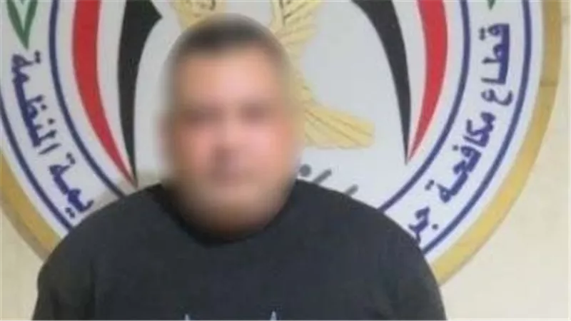 ضبط عاطل أوهم المواطنين بقدرته على تخصيص أراضٍ ووحدات سكنية بالقاهرة