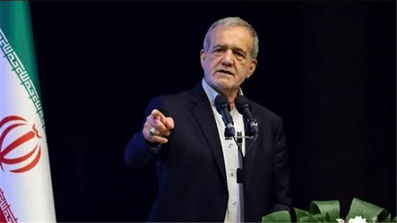 الرئيس الإيراني: مخططات العدو لإسقاط البلاد فشلت