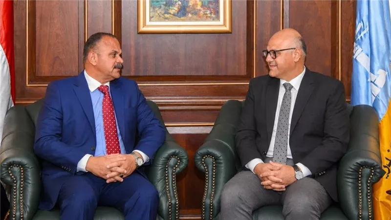 محافظ الإسكندرية ومدير الأمن يبحثان سبل تعزيز التعاون المشترك