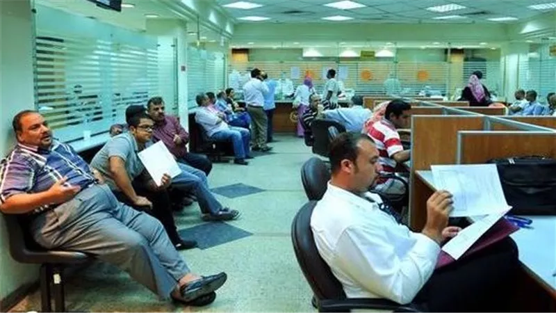 قبل ضياع رصيد إجازاتك.. قانون الخدمة المدنية يكشف متى تسقط ومتى تحصل على مقابل نقدي