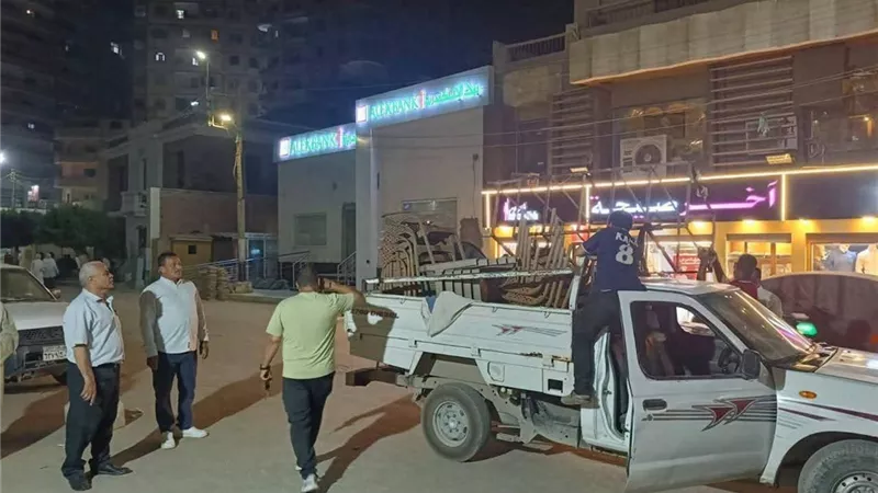 لضبط الشوارع والميادين.. حملات مكثفة لرفع الإشغالات والتعديات في 3 مراكز