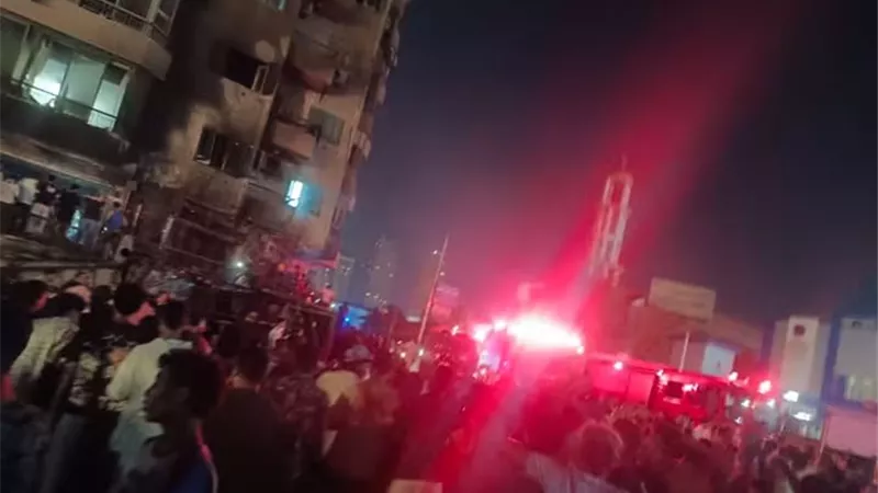 انفجار يقطع سكون الليل.. كواليس جديدة في حريق دار السلام