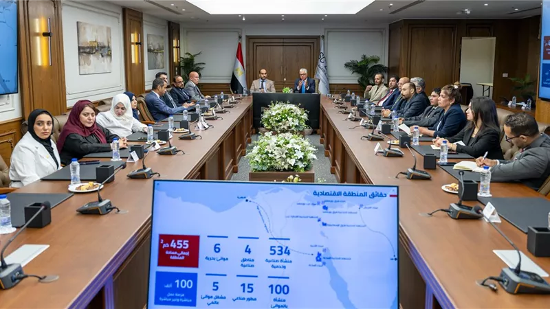 وليد جمال الدين: نفتح آفاقًا جديدة للاستثمارات العُمانية بالمنطقة الاقتصادية لقناة السويس