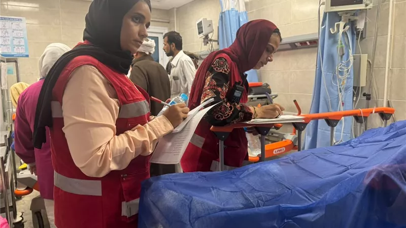 تحرك عاجل من الهلال الأحمر لدعم أسر ضحايا ومصابي حادث عمال الإسماعيلية