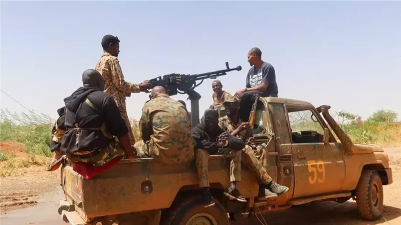 الجيش السوداني يوجه ضربة جديدة للدعم السريع.. إسقاط مسيرات وتعزيزات عسكرية تتقدم في كردفان