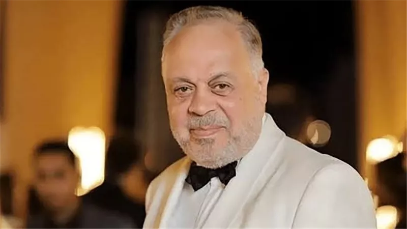 أشرف زكي يتهم شخص بالتشهير بالفنانين ونشر أخبار كاذبة