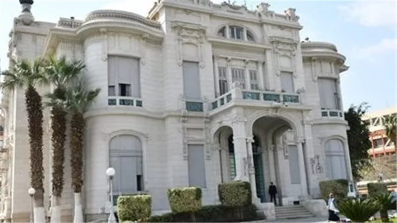 جامعة عين شمس تفتح باب التحويلات.. تعرف على الفئات المسموح لها بالتقديم ورابط التسجيل الإلكتروني