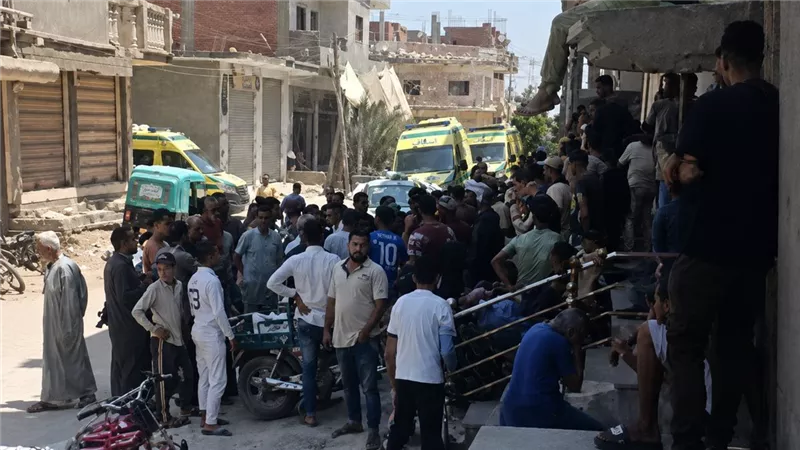 مصرع 3 عمال اختناقًا داخل بيارة صرف صحي ببحر البقر في الشرقية