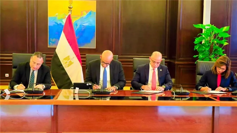 وقعه وزيرا التعليم.. بروتوكول تعاون لإطلاق «البرنامج الرئاسي لتأهيل النشء المصري للقيادة»