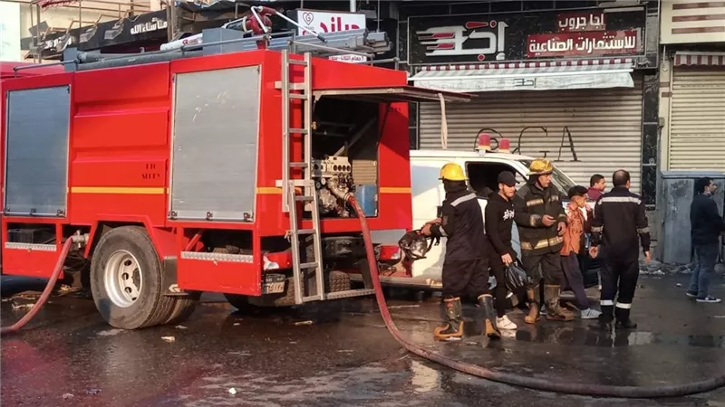 جهود مكثفة للسيطرة.. اندلاع حريق داخل عقار سكني بمدينة نصر 
