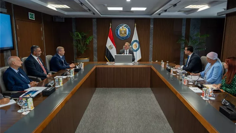 وزير البترول يتابع الاستعدادات لمؤتمر ومعرض حوض البحر المتوسط «MOC 2026» بالإسكندرية
