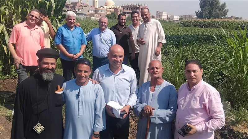 بعد 25 عامًا من المعاناة.. استجابة من محافظ المنيا تنهي أزمة أهالي «عزبة شهات»