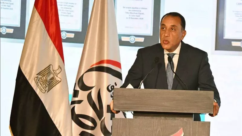 خلال فعالية «تحيا مصر».. مدبولي يستهل كلمته بتعزية أسر ضحايا حادث طريق الإسماعيلية