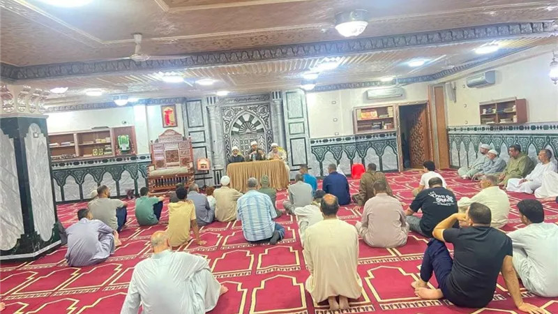 مساجد الإسماعيلية تحتفل بالمولد النبوي الشريف (صور)