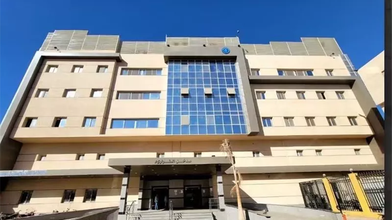إنجاز طبي جديد في إدفو.. الرعاية الصحية تجري 3 عمليات دقيقة لتركيب منظمات قلب بمستشفى النيل التخصصي
