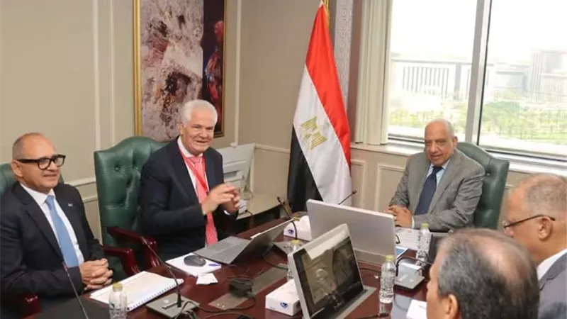 الكهرباء: مشروعات التخزين تدعم استقرار الشبكة القومية