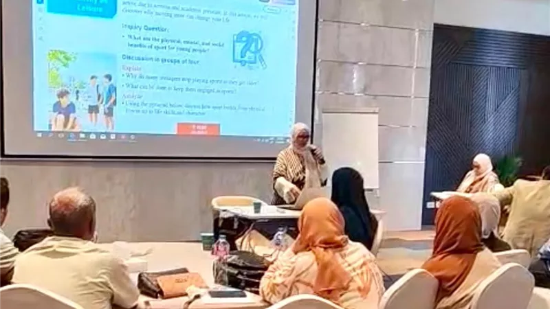 التعليم تطلق المرحلة الثالثة من برنامج تدريب المعلمين والموجهين لتطبيق نظام شهادة البكالوريا