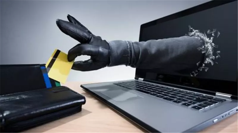 مبروك ربحت جائزة.. احذر فخ الروابط المزيفة والمكالمات الوهمية لسرقة حسابك البنكي