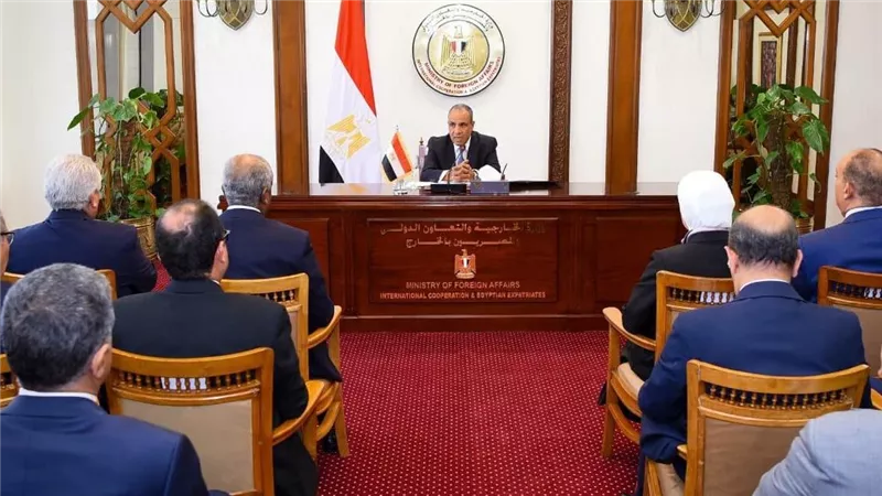 وزير الخارجية: تطوير الخدمات المقدمة للمواطنين يأتي في صدارة أولويات الوزارة والبعثات