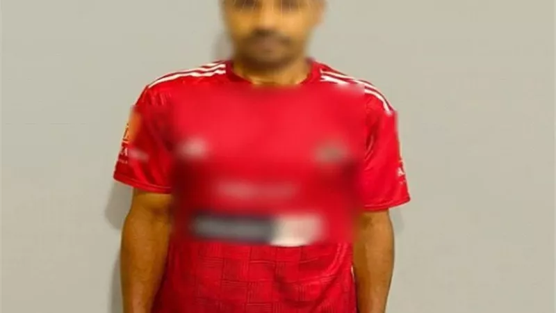 ضبط عامل لاتهامه بالنصب على المواطنين والاستيلاء على بيانات بطاقات الدفع الإلكتروني بالمنيا 