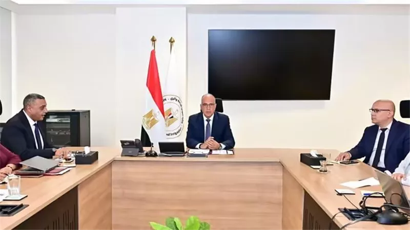 الري: متابعة انتشار ورد النيل لضمان السرعة في توجيه معدات التطهير