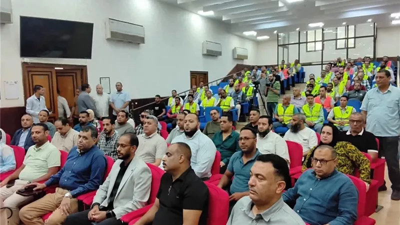 سلامتك تهمنا.. مبادرة لمديرية العمل لتوعية العاملين بشركة مياه المنيا