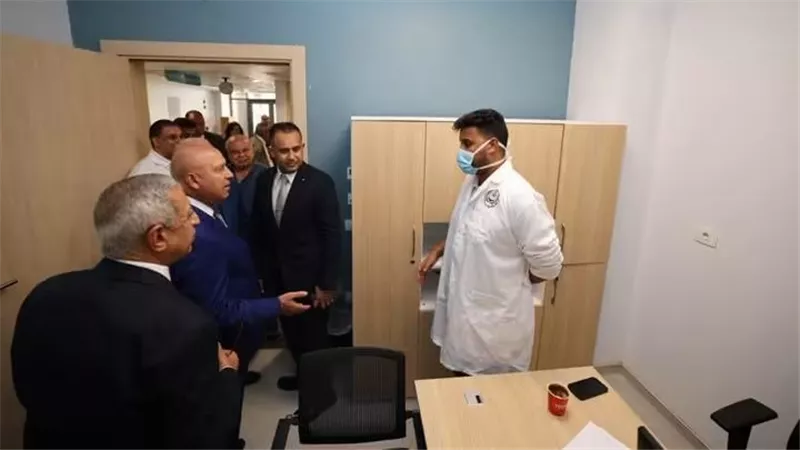 بالصور.. وزير النقل يتفقد فرع الأكاديمية العربية للعلوم والتكنولوجيا والنقل البحري بمدينة العلمين
