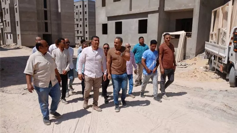 رئيس جهاز بني سويف الجديدة يتفقد 2276 وحدة سكنية ويوجه بتسريع الأعمال