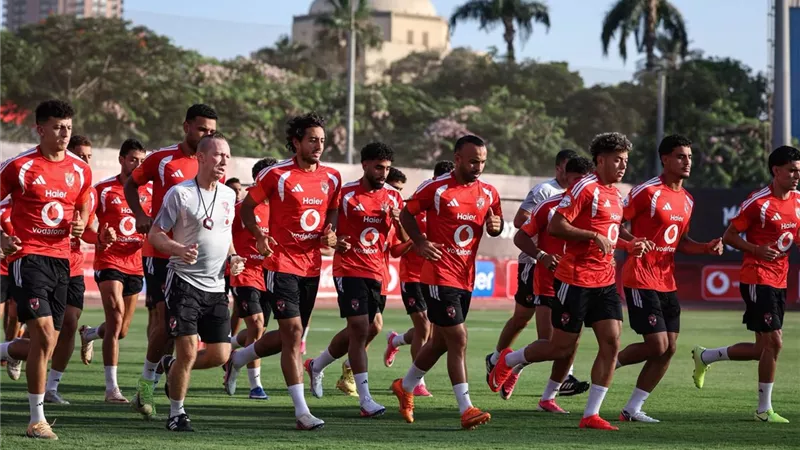 الأهلي يجدد عقد موهبته (تفاصيل)